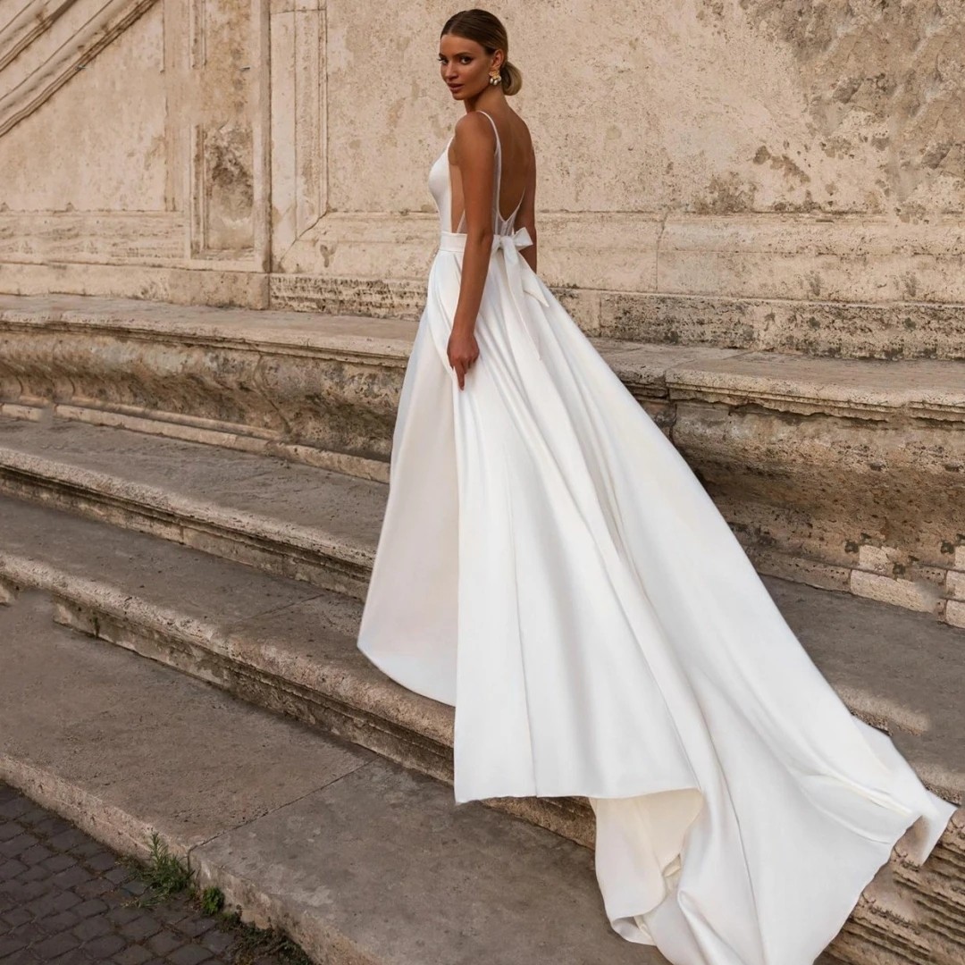 Elegant Wedding Dress For Woman 2024 Sweetheart-Neck Satin A-Line Spaghetti Straps Open Back Bride Gown Sweep Train Vestido De Novia