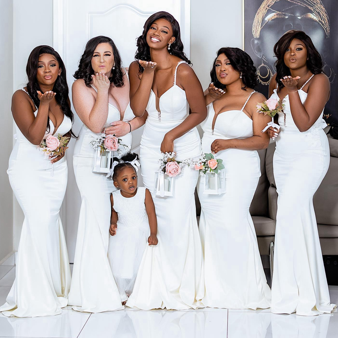 White Bridesmaid V Neck Mermaid Spaghetti Straps Sexy Pleated Ruffles Maid Of Honor Dresses Bride Gowns Sequined Lace For Nigeria Black Women Marriage
