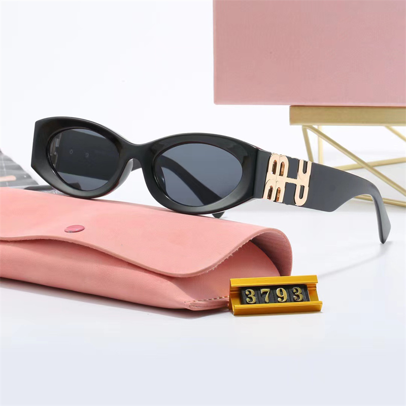 Fashion Luxury designer sunglasses for women men glasses same Sunglasses as Lisa Triomphe beach street photo small sunnies metal full frame with gift box