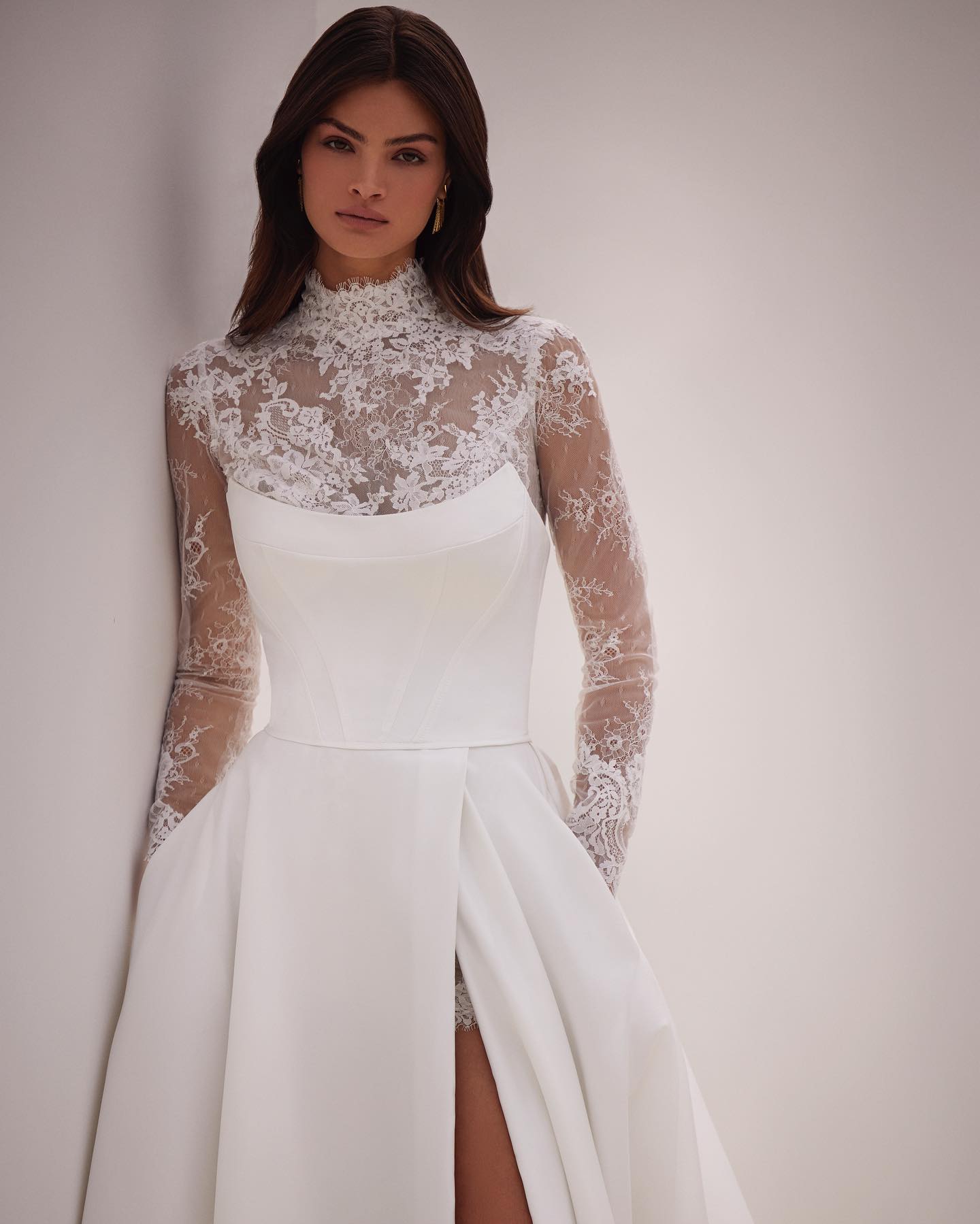 Milla Nova A Line Dress Two Pieces High Neck Lace Wedding Dresses Vestidos De Novia Illusion Long Sleeves Designer Bridal Gowns 0515