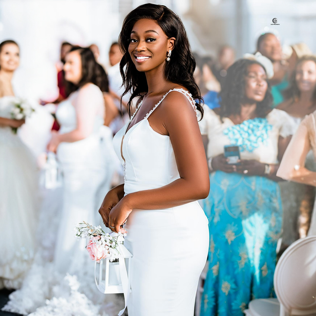 White Bridesmaid V Neck Mermaid Spaghetti Straps Sexy Pleated Ruffles Maid Of Honor Dresses Bride Gowns Sequined Lace For Nigeria Black Women Marriage