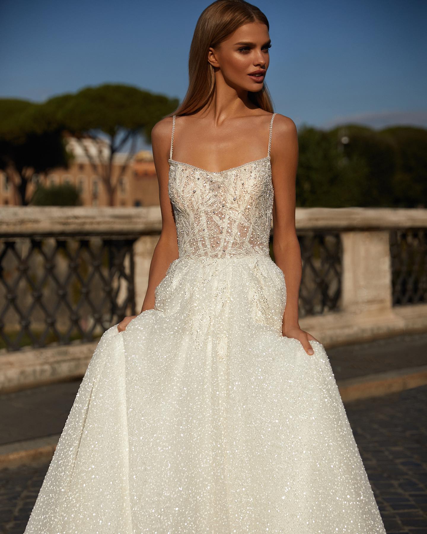 Milla Nova A Line Dress Spaghetti Glitter Wedding Dresses Beads Ruffle Vestidos De Novia Sweep Train Designer Bridal Gowns 0616