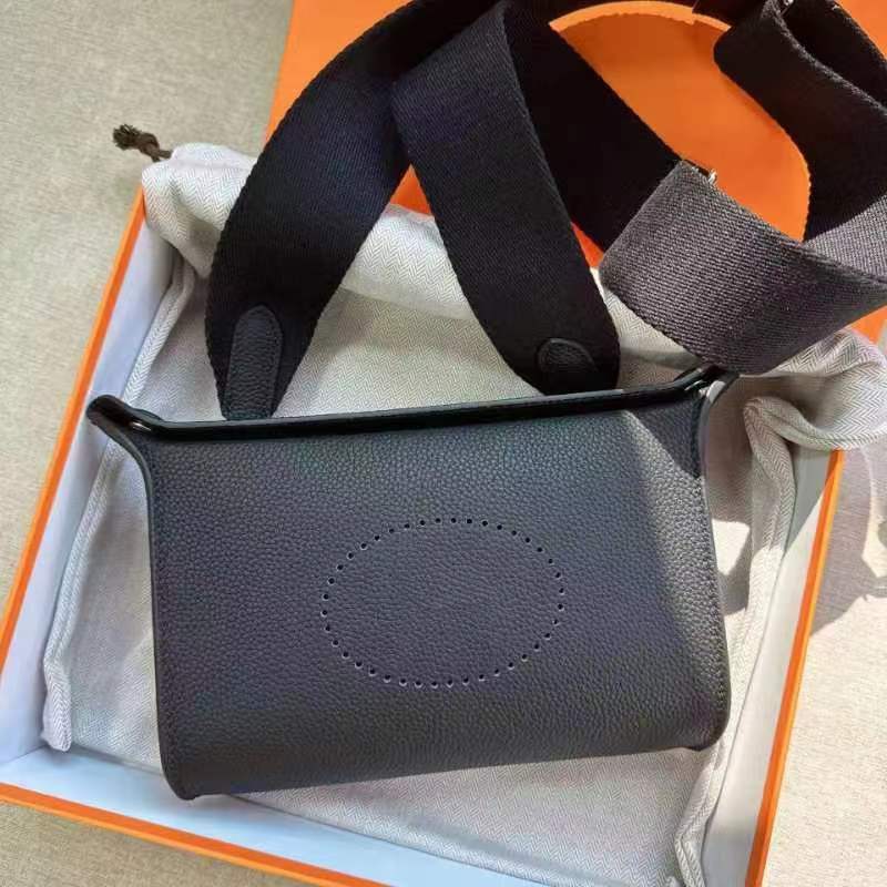 designer bags Cross Body Men Women Videpoches Soft Real Messenger Chest Bags Designer Flap Purses And Handbag Shoulder Bag Travel61Genuine Leather