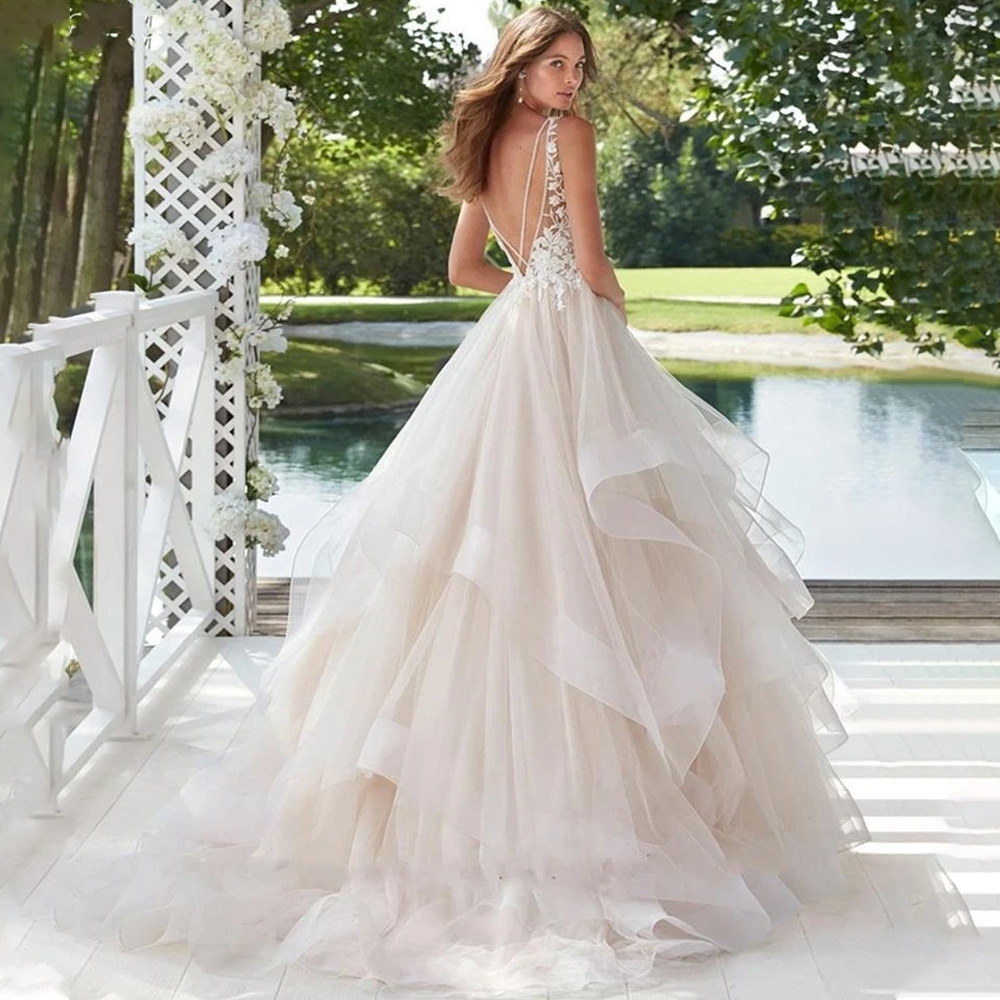 Stunningbride 2024 Hot Sale V-Neck Tulle Princess Wedding Dresses Lace Appliques Backless Ruffled Sweep Train Bridal Gowns Custom Made