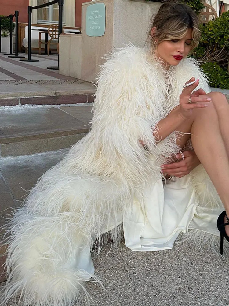 Fashion Solid Thicken Fur Coat For Women Elegant Long White Fluffy Warm Long Sleeves Coats Winter Ladies Chic Streetwear 24