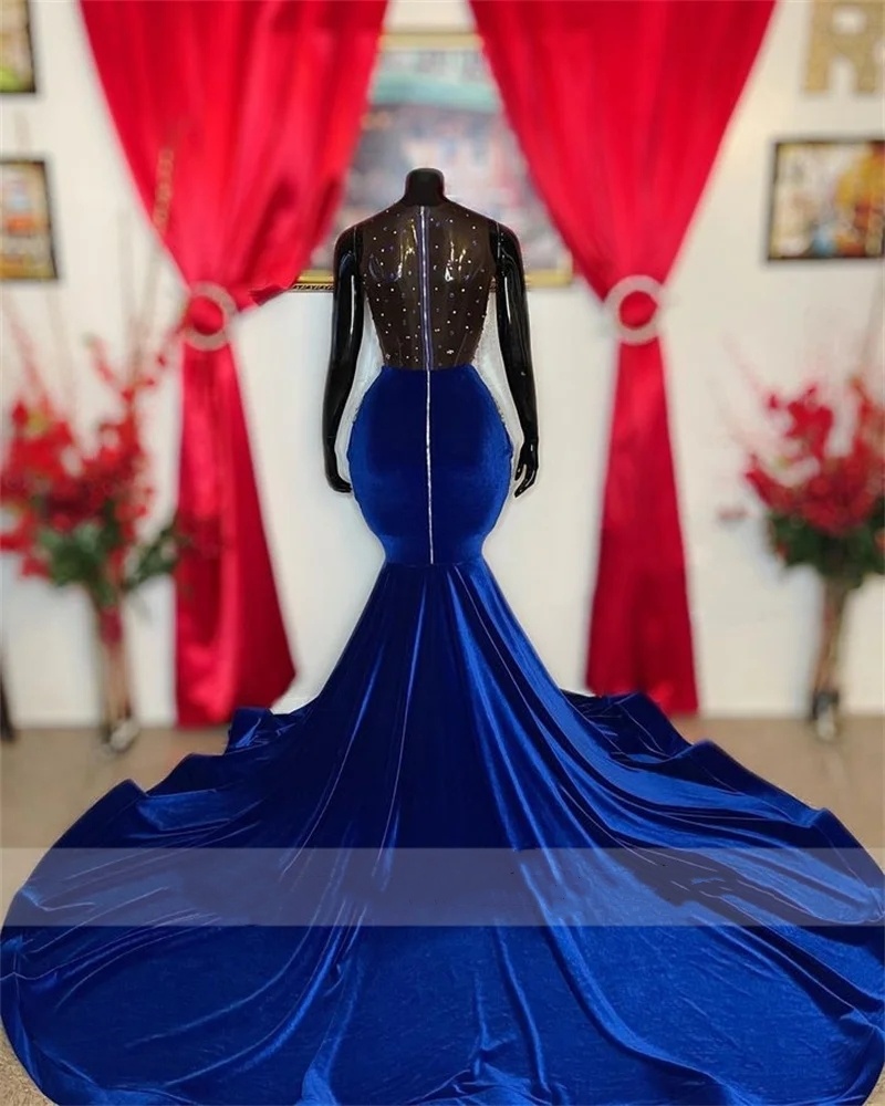 New Arrival Blue Prom Dresses 2024 Sheer Mesh Sparkly Diamonds Beads Rhinestones Crystals Veet Black Girl Evening Party Gala 0431