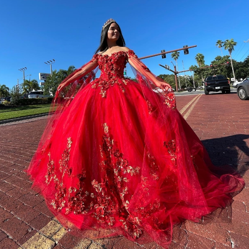 Red Quinceanera Dresses Ball Gown For 16 weet Girl Sequined Appliques Lace Tull With Cape Train Princess Dress Vestidos De 15 Anos