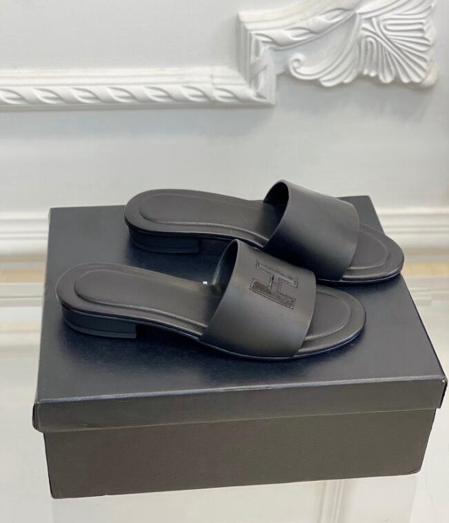 Slipper Leather Sandals Summer Flat Shoes Fashion Beach Woman Big Head Rainbow Letters Slippers