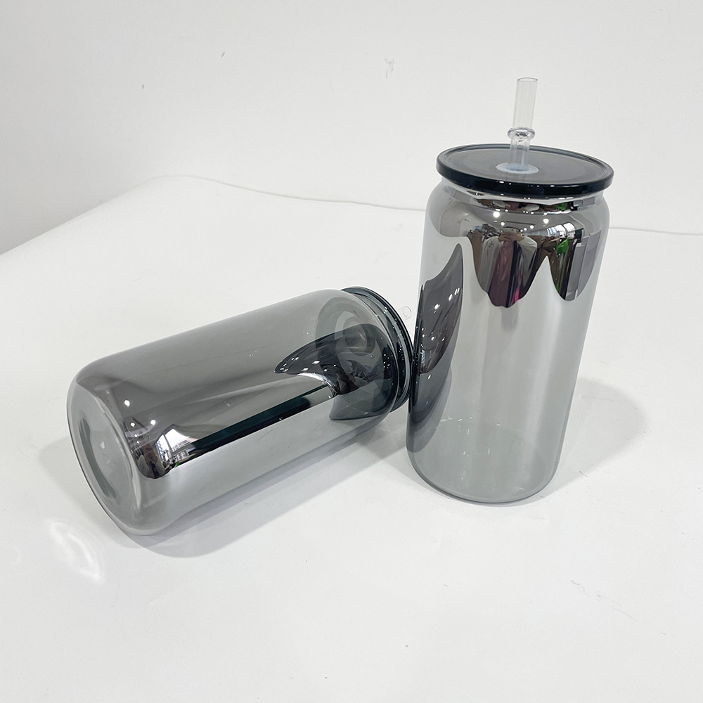 Recyclable high borosilicate glass BPA Free middle night metal mirror black plated 16 OZ beer soda Can Tumbler Glasses with plastic lids and straw for
