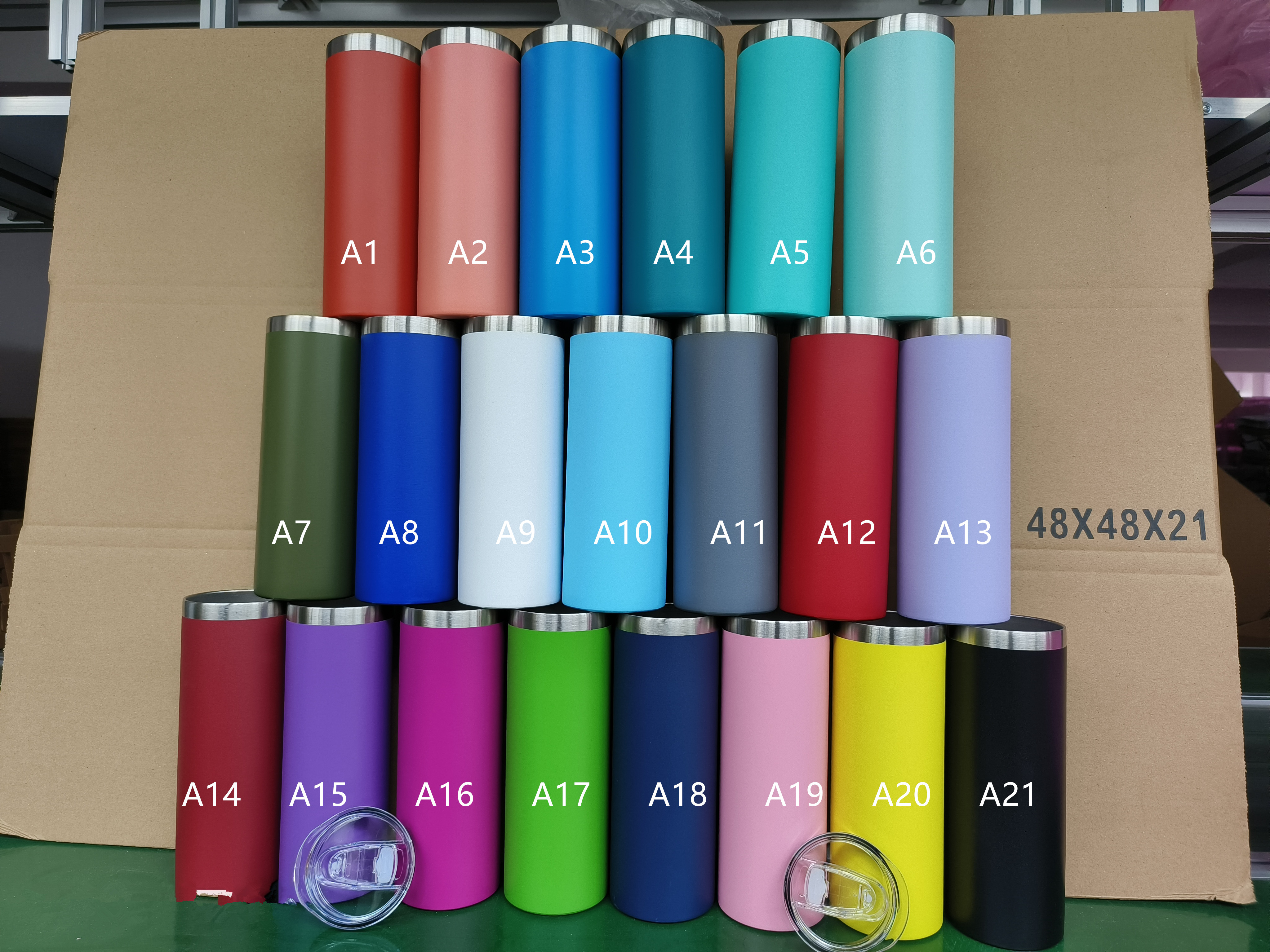 Custom logo 20oz colored skinny tumbler stainless steel powder coated colors skinny cup with lid double wall vacuum insulated coffee drinking cup