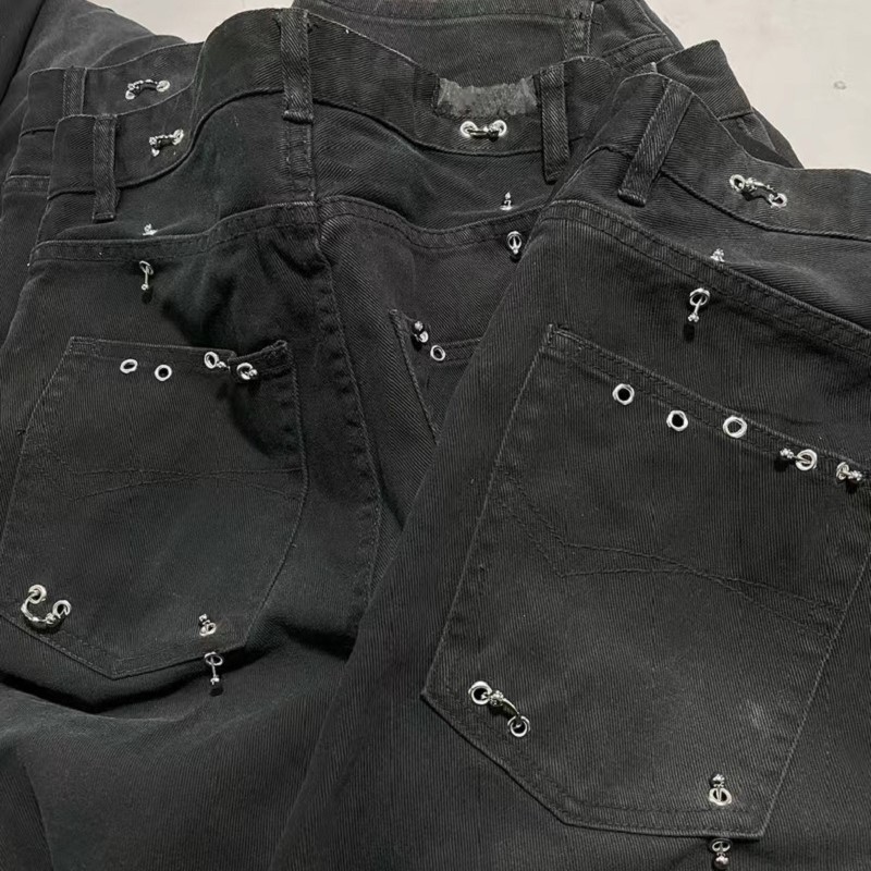 Bale Washed Oversized Rivet Piercing Washed Straight Leg Jeans Loose Men Oversized Jeans With Wide Leg Flared Pants Men Loose Causal Jeans