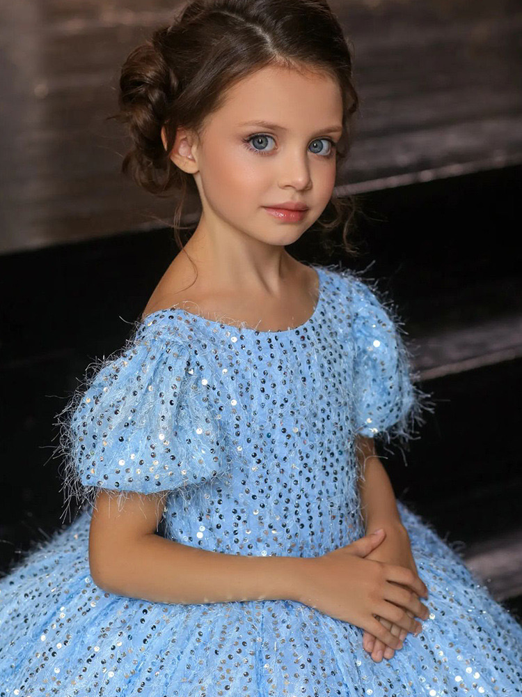new Ball Gown Pearls Flower Girl Dresses For Wedding Light Sky Blue sequined Appliqued Pageant Gowns Floor Length Tulle feather tutu puffy First holy 