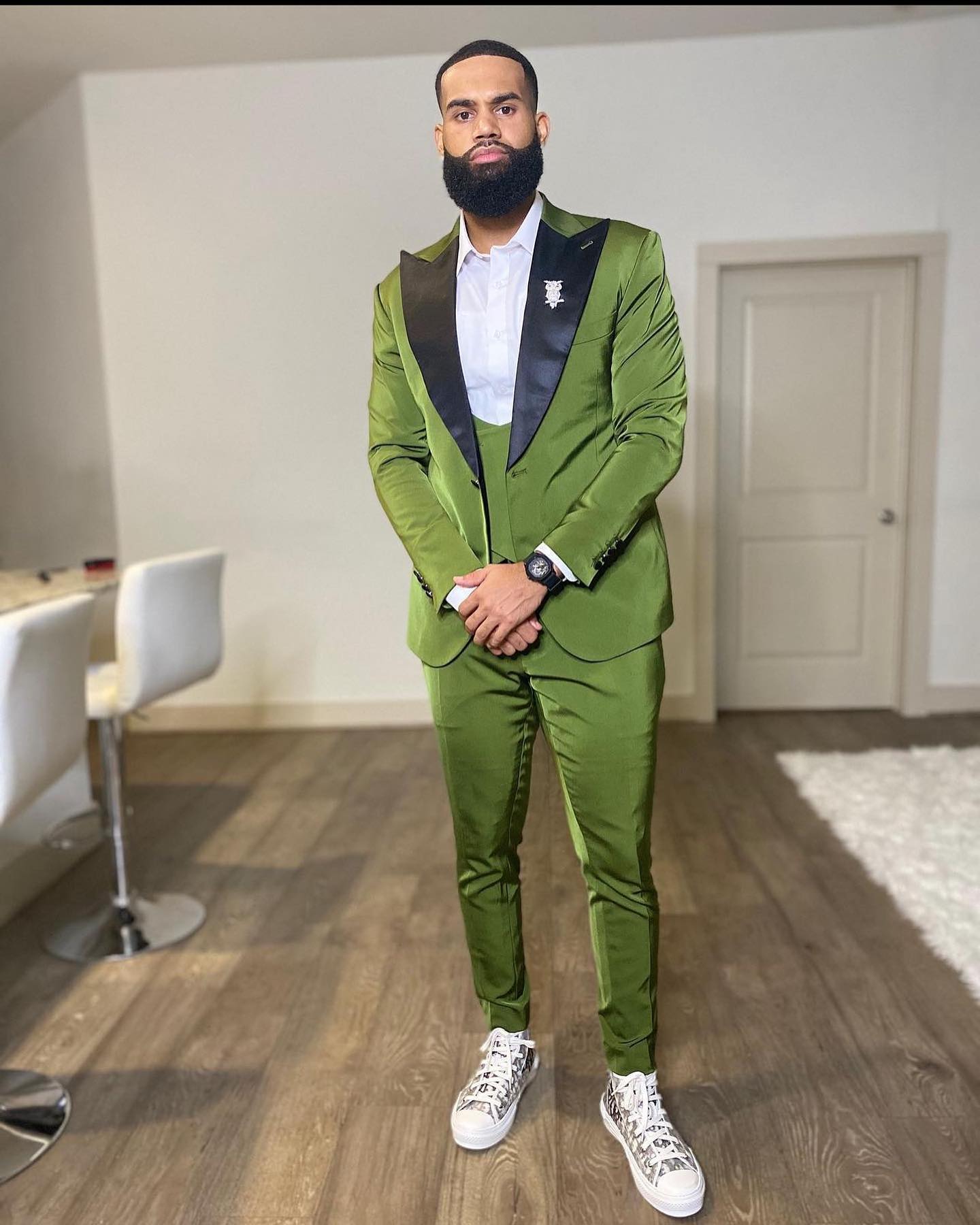 Green One Button Wedding Tuxedos Slim Fit Mens Suits 3 Pieces Sets Peaked Lapel Blazers Formal Suit With Jacket Vest And Pants