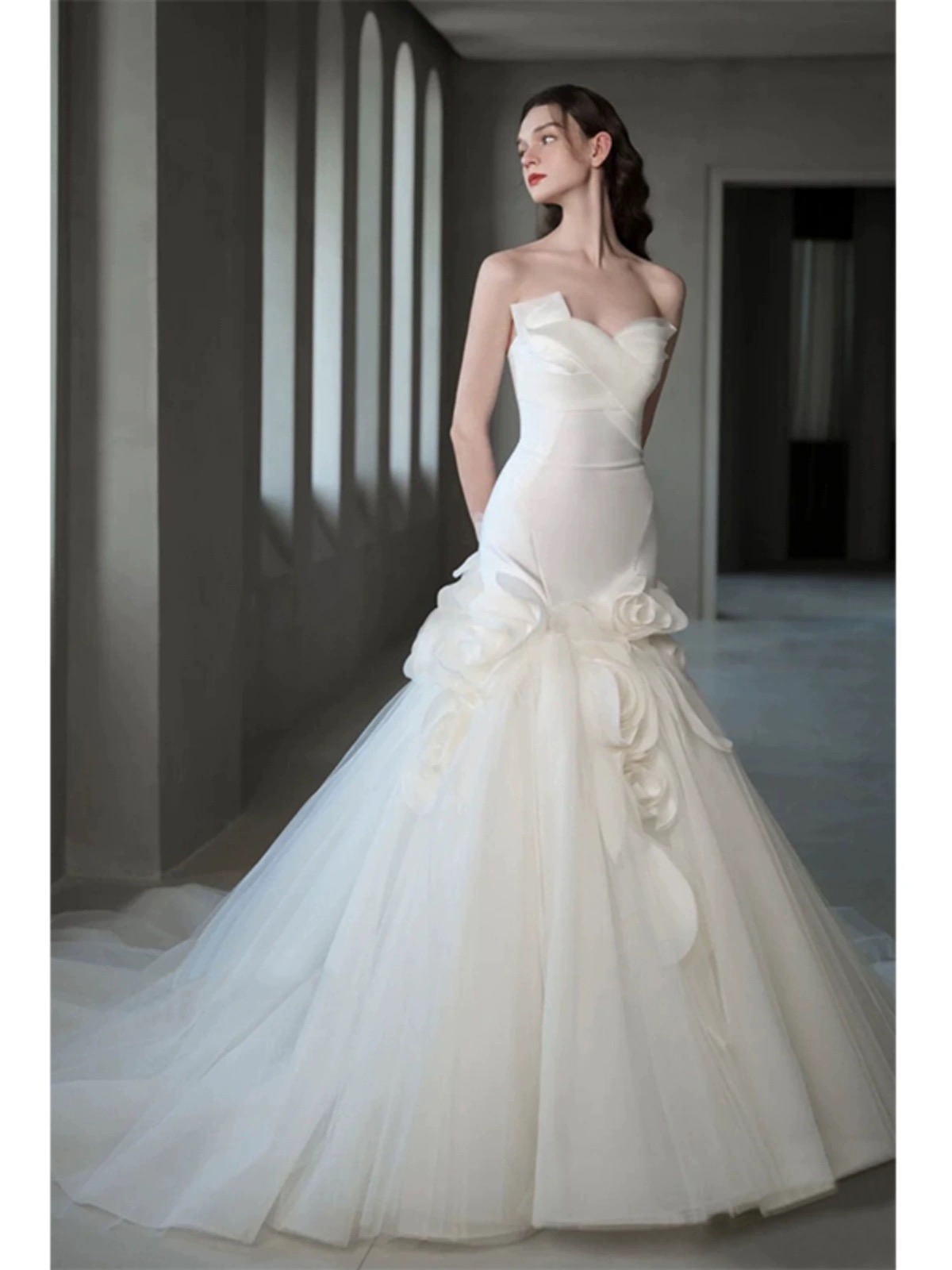 3D flowers satin Wedding Dresses Fabulous Pleated Off The Shoulder Neckline Bridal Gowns With tulle sweep Train lace up elegant Satin Vestido De Novia