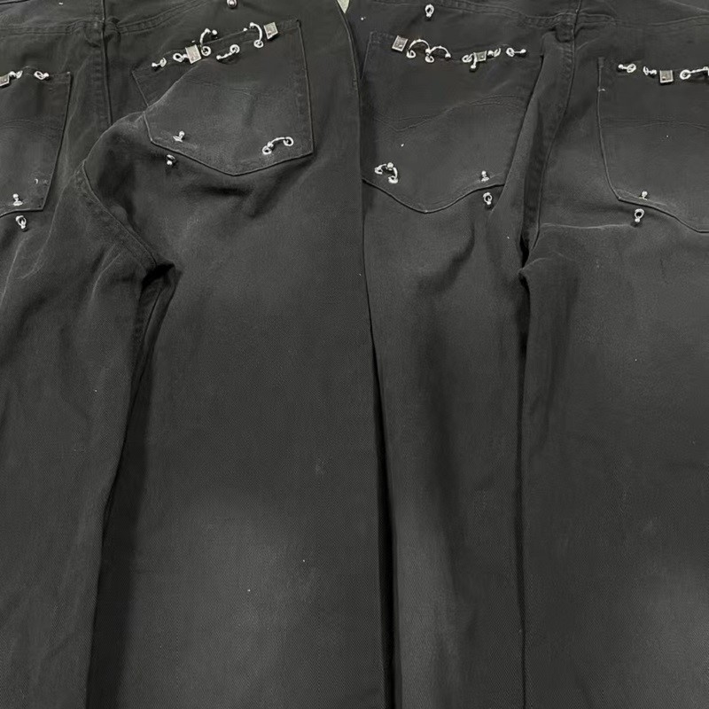Bale Washed Oversized Rivet Piercing Washed Straight Leg Jeans Loose Men Oversized Jeans With Wide Leg Flared Pants Men Loose Causal Jeans