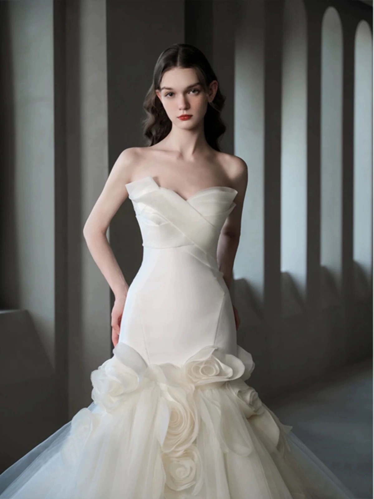 3D flowers satin Wedding Dresses Fabulous Pleated Off The Shoulder Neckline Bridal Gowns With tulle sweep Train lace up elegant Satin Vestido De Novia