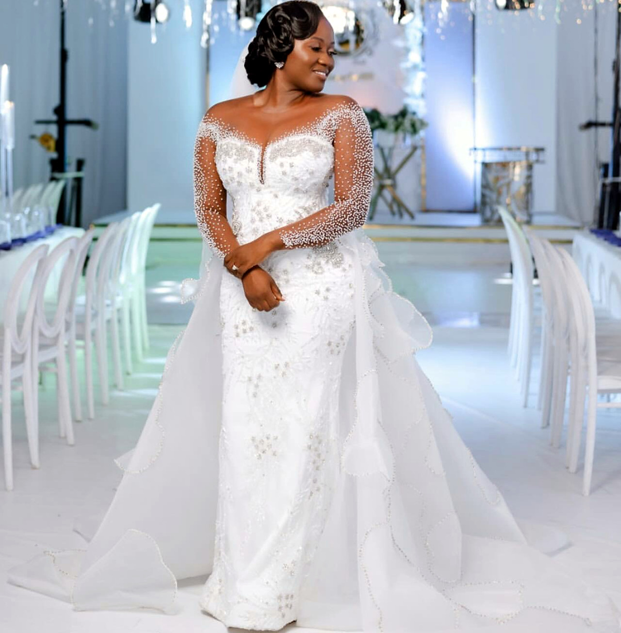 2024 Arabic Aso Ebi Plus Size Mermaid White Wedding Dress Beaded Crystals Sheer Neck Detachable Train Bridal Gowns Dresses ZJ202