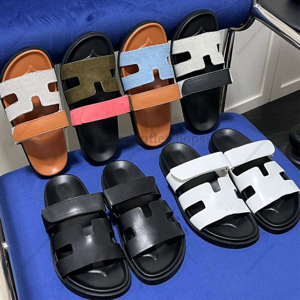 Top Quality Designer Slippers Couple Comfortable Sandals Luxury Sandals Beach Sandals Men And Women Genuine Leather Slippers Beach Casual Shoes 35-45
