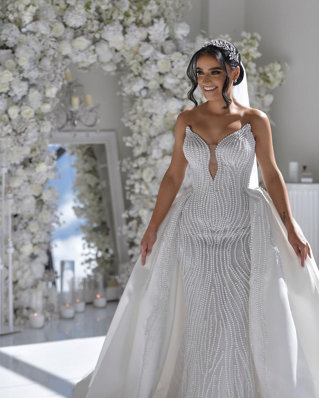 Exquisite Mermaid Wedding Dresses Sweetheart Whole Pearls Design Detachable Train Tulle Sleeveless Custom Made Plus Size Sexy Bridal Gown Vestidos De 