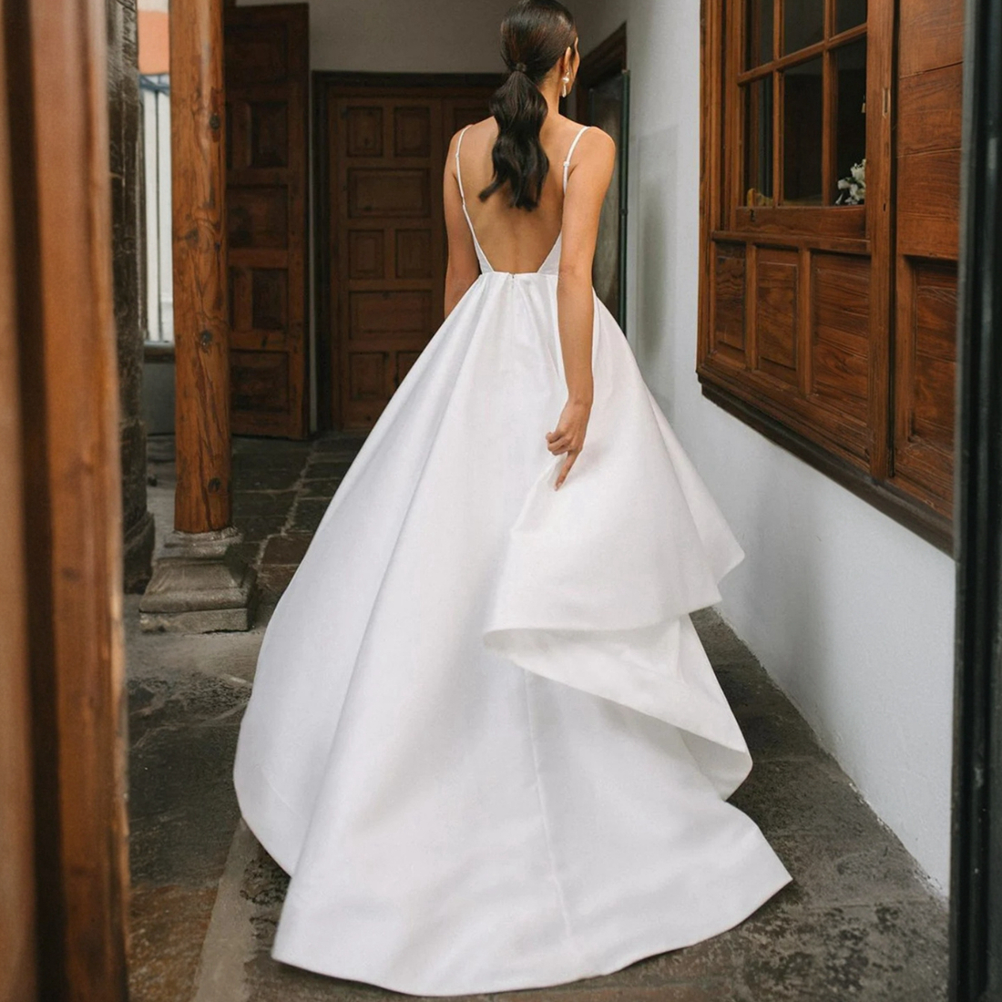 R&W Hi-Low Short Wedding Dresses Spaghetti Straps Draped Bridal Dress Bride Satin Simple Style Marriage for African Arabic Black Women D142