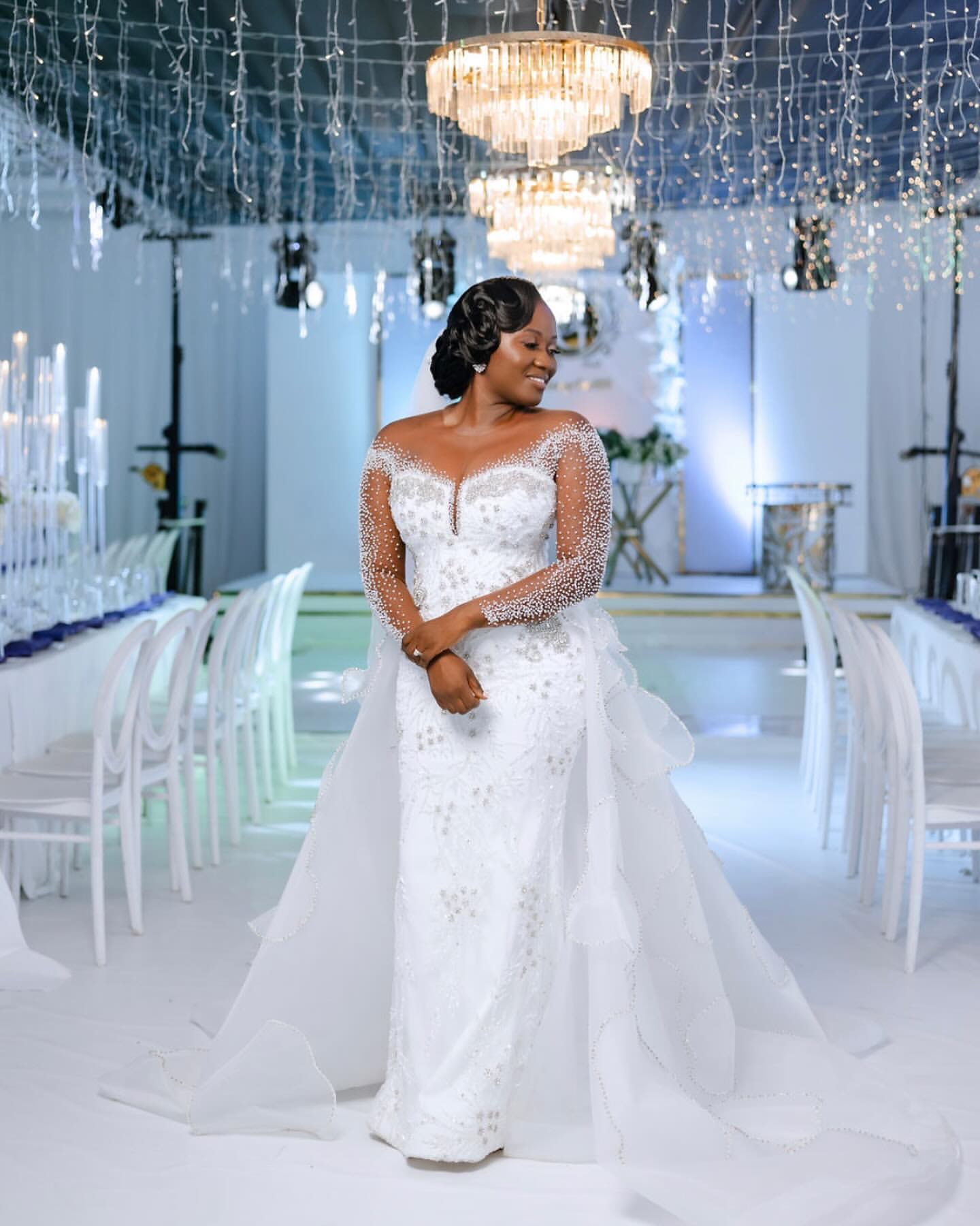 2024 Arabic Aso Ebi Plus Size Mermaid White Wedding Dress Beaded Crystals Sheer Neck Detachable Train Bridal Gowns Dresses ZJ202