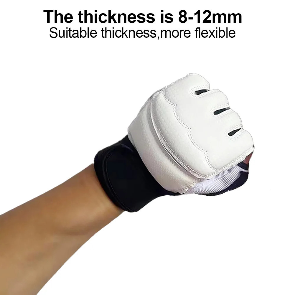 Half Finger Boxing Gloves PU Leather MMA Fighting Kick Boxing Gloves Karate Muay Thai Training Workout Gloves 240125
