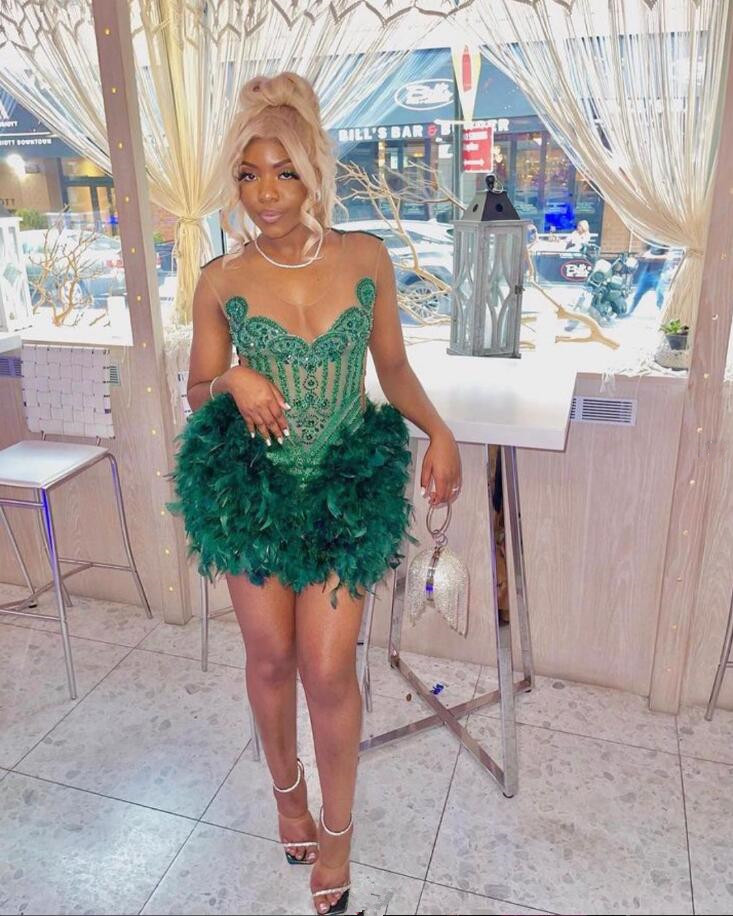 Emerald Green Short Prom Homecoming Dresses for Women Sparkly Diamond Crystal Feather Birthday Gown vestidos de graduacion evening