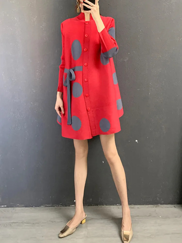 GVUW Stand Collar Pleated Dress 2024 Autumn Single Breasted Drawstring Dot Printing Festival Clothing Women Elegant 25D1062 240127