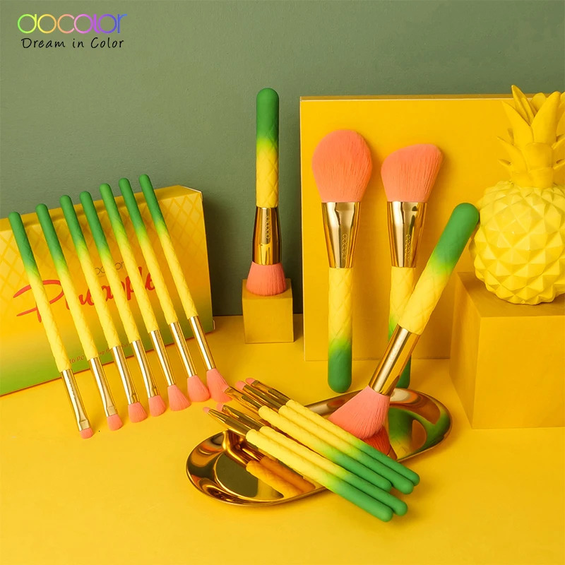 Docolor Makeup Brushes 16pcs Pineapple Makeup Brushes Set Foundation Powder Face Blending Contour Eyeshadow Make Up Brushes Set 240124