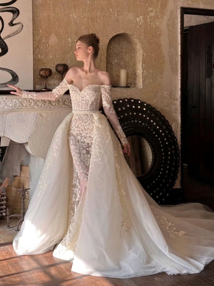vintage dresses long sleeves off shoulder deep plunging neckline bridal gowns sweep train lace wedding custom mermaid wed dress for bride