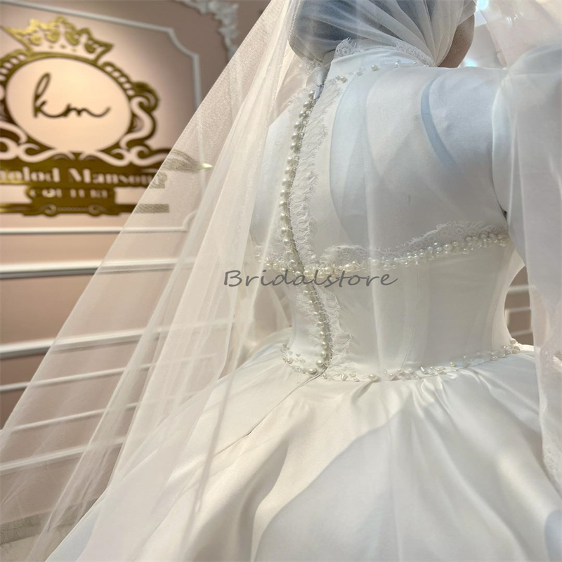 Elegant Saudi Arabic Muslim Wedding Dress 2024 High Neck Ball Gown Satin Pearls Country Bridal Dresses Long Sleeve Islamic Bride Dress Robe De Mariee 