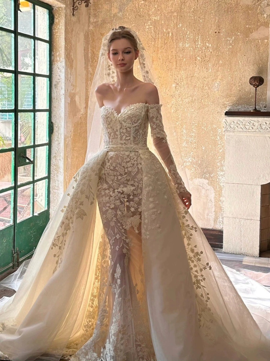 vintage dresses long sleeves off shoulder deep plunging neckline bridal gowns sweep train lace wedding custom mermaid wed dress for bride