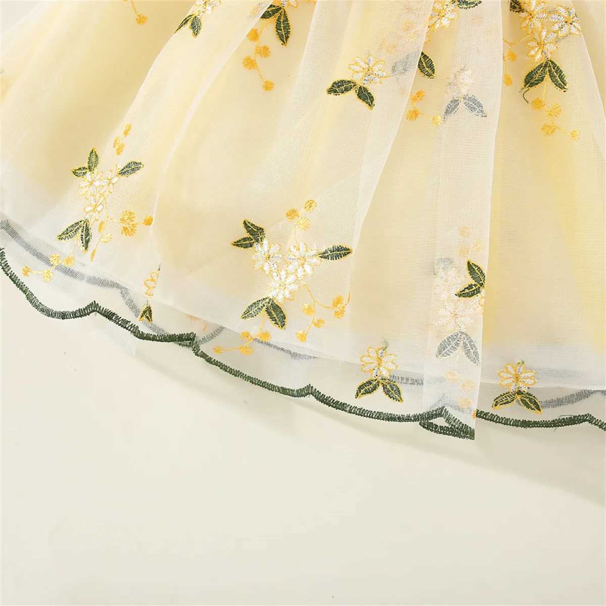 Summer Baby Girls Dress Flower Embroidery Mesh Splice Flying Sleeve Sweet Dress X250220