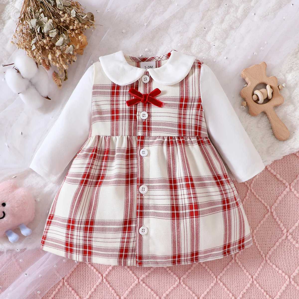Girls Dress With A Ruffled Collar Long Sleeved Button Up Bow Tie Fluffy Skirt Plaid Pattern Fashionable New Home Style X2502201