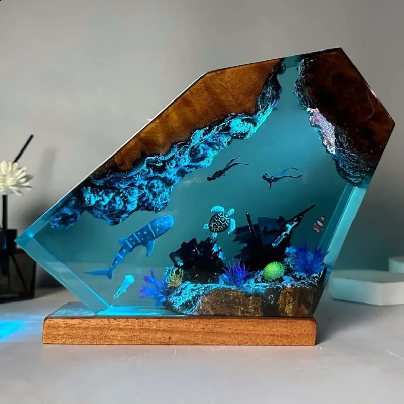 Ocean World Organic Resin Desk Lamp Decorative Lamp Shark Wreck Theme Night Light charging Creative Night Light 240731