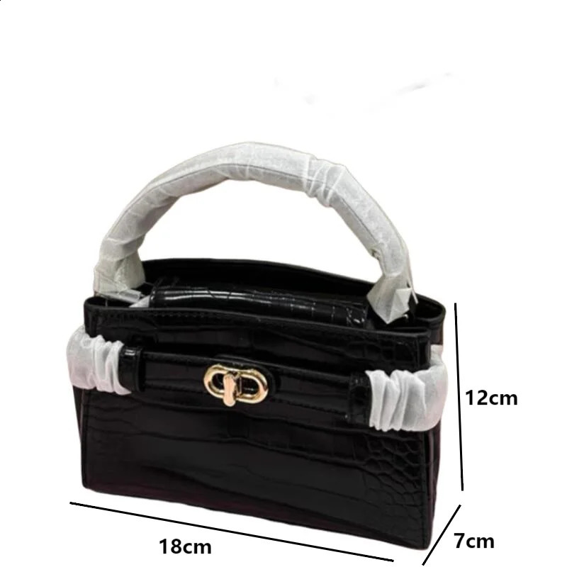 Fashion womens handbag commuting PU leather top casual shoulder bag retro black cross body item 240817