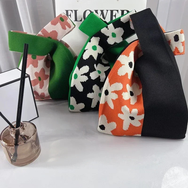 Handmade Knit Handbag Women Mini Knot Wrist Bag Japanese Casual Color Wide Stripe Plaid Tote Student Reusable Shopping Bags 240801