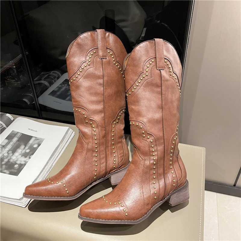Studded Boots Women 2023 Low Heel Cowboy Chelsea Western Short Leather Knee High Luxury Designer Gothic New Rock Shoes VintageCI24801