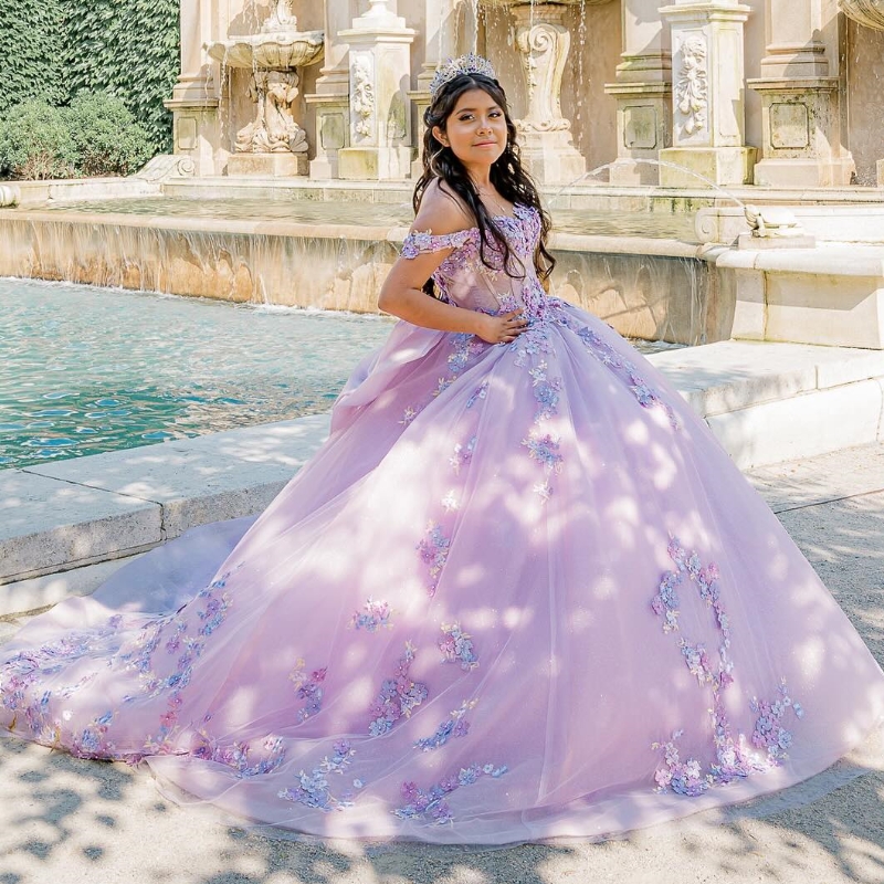 Lavender Princess Quinceanera Ball Gown Charming Classic Applique Lace Beads Tull Sequin Sweet 16 Dress vestidos 15 anos