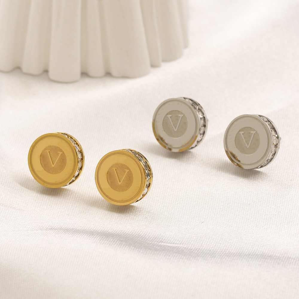 Womens Round Stud Earrings 18K Gold Plated Gift Love Earrings Designer Couple Jewelry Earrings Wedding Party Jewelry Accessories