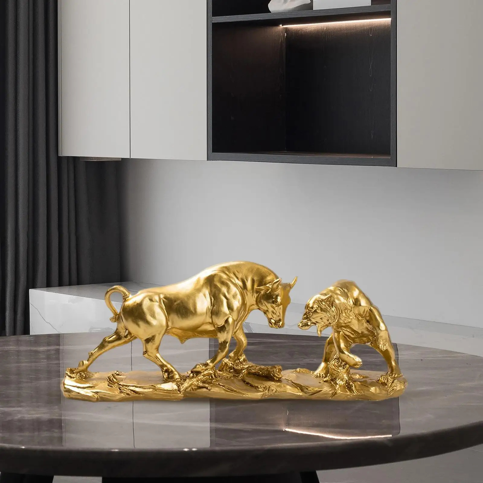 Exquisite Bear and Bull Statue Collection Resin Figurine Ornament Animal Sculpture for Desktop Shelf Bookcase Shelves Decoration 240718