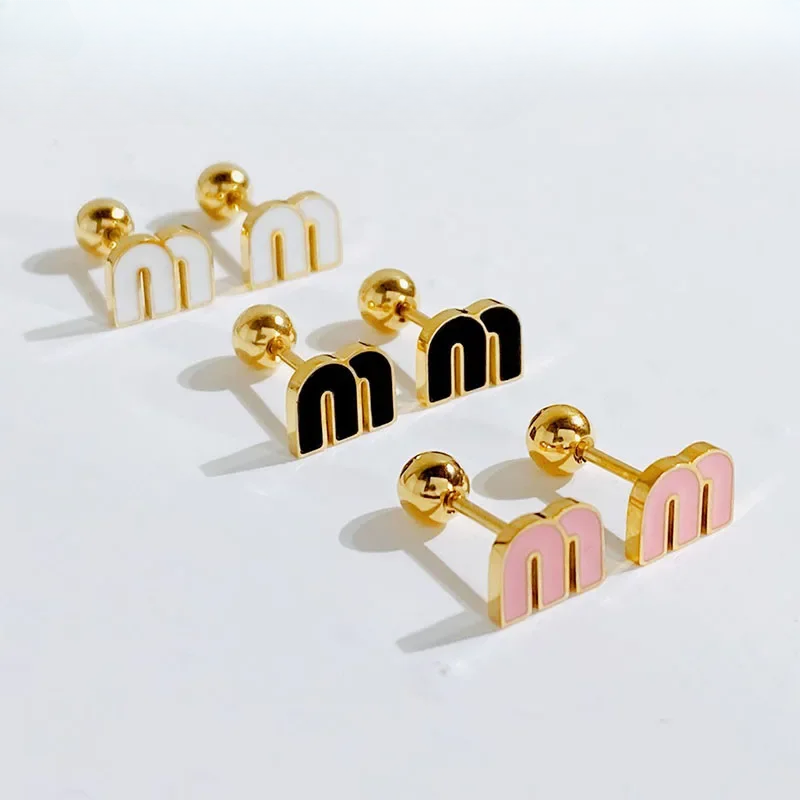 Stainless Steel Letter M Luxury Designer Stud Earrings for Women Jewelry Delicate Cute Tiny Aretes Brincos Earring Earings Ear Rings Accessories