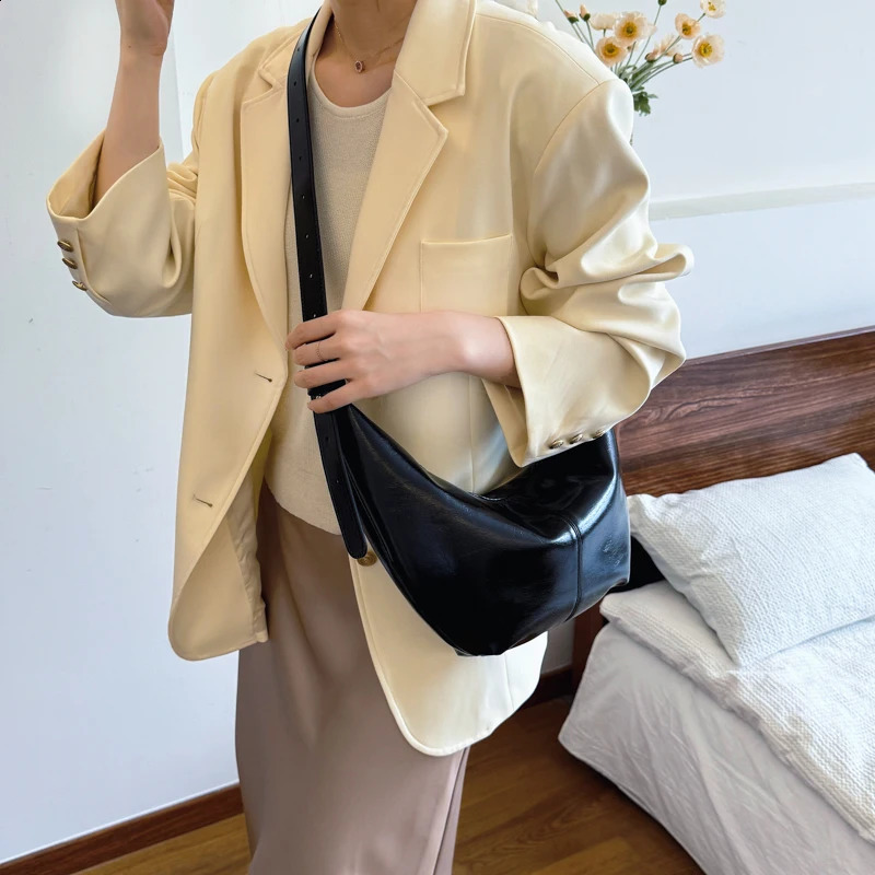 Large PU Leather Hobo Shoulder Bag for Women 2024 Korean Fashion Trend Crossbody Handbag