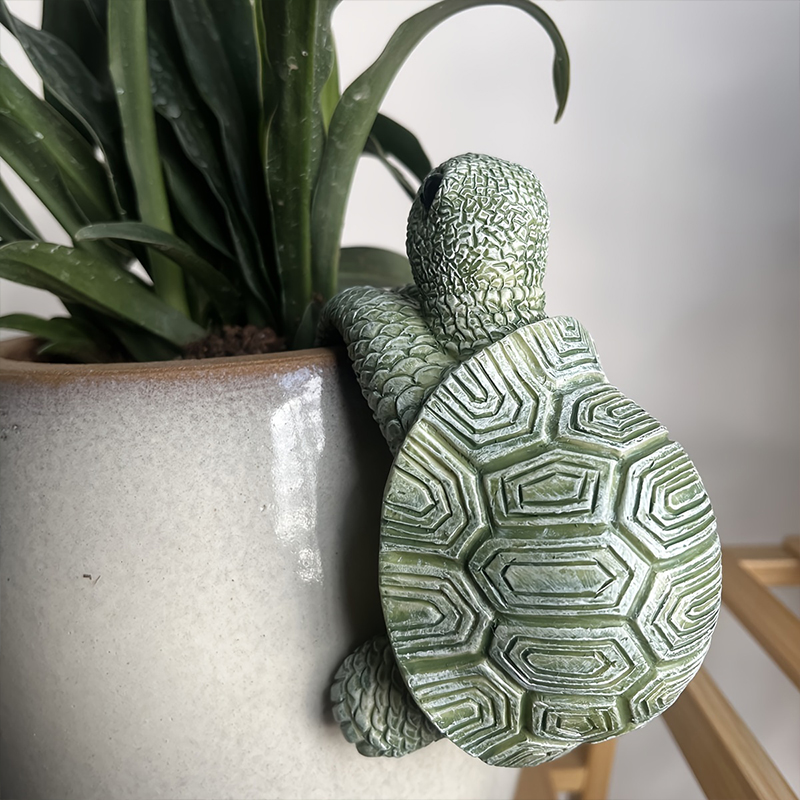 Simulation of marine animals turtle resin sculpture ornaments garden patio flower pot decorations hanging