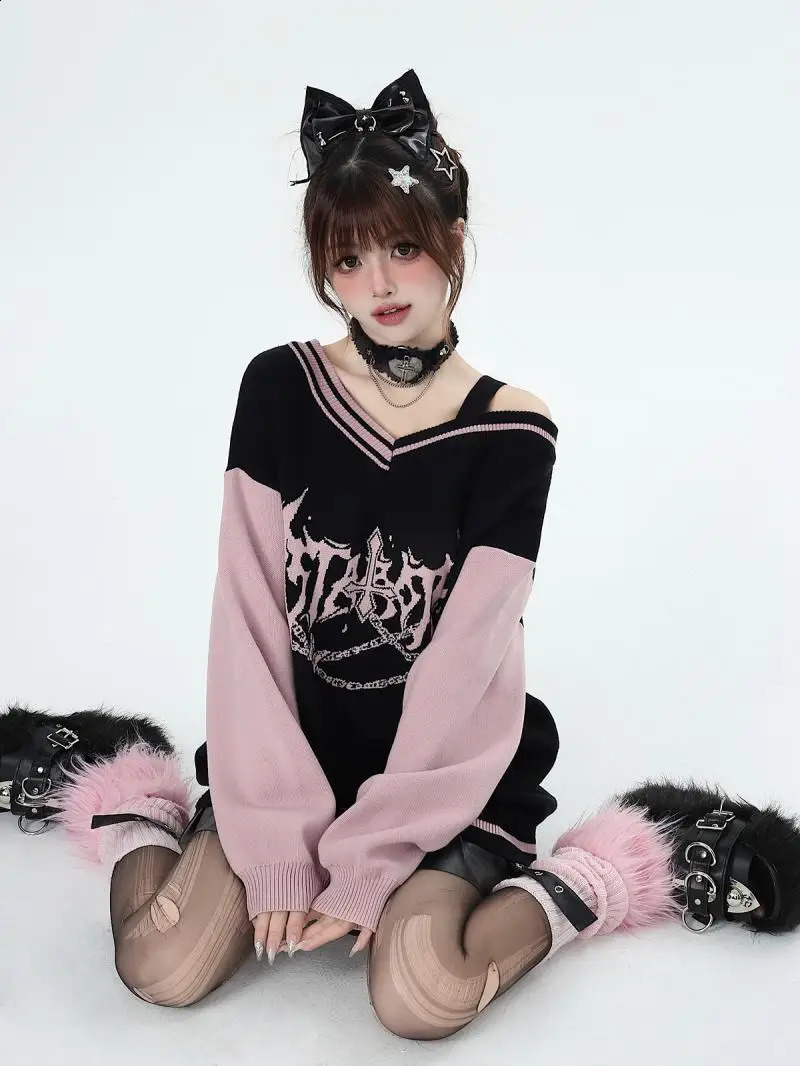 Y2k Oversized Sweater Women Gothic Punk Long Sleeve Loose Top Fall and Winter Strapless V-neck Splicing Knit Pullover 240812