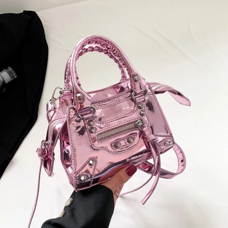 3 Female PU Patent Leather Long Zipper Personalized Handbag Locomotive Style Crossbody Trend Fashion Shoulder Bag 240801 4