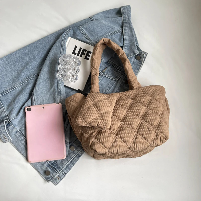 Women Quilted Shoulder Bag Large Capacity Puffer Tote Diamond Pattern Top Handle Handbag Solid Color for Work Travel Gym 240731