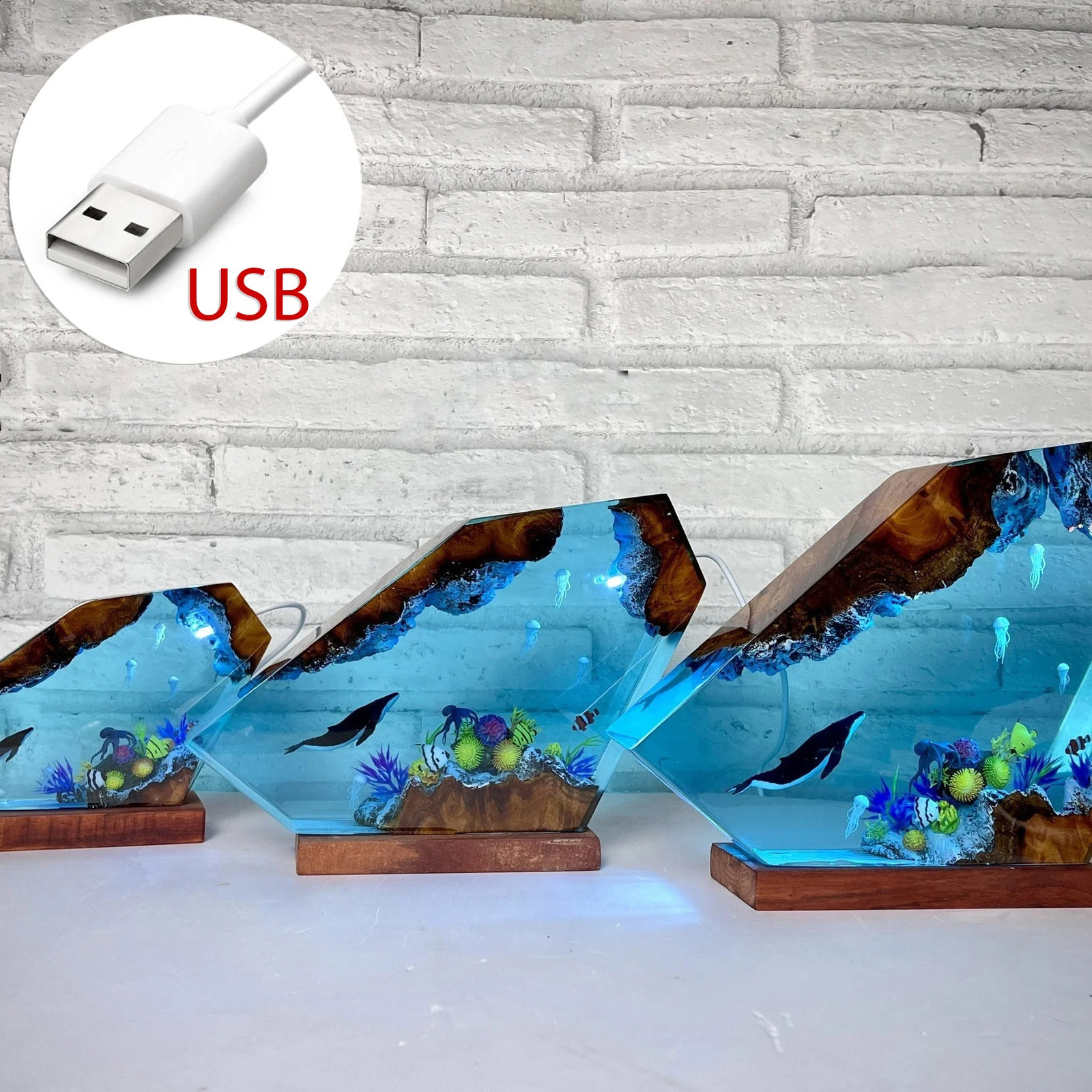 selling Ocean World Organic Resin Desk Lamp USB Charging Creative Art Decorative Lamp Whale and Jellyfish Theme Night Light 240731