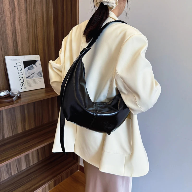 Large PU Leather Hobo Shoulder Bag for Women 2024 Korean Fashion Trend Crossbody Handbag
