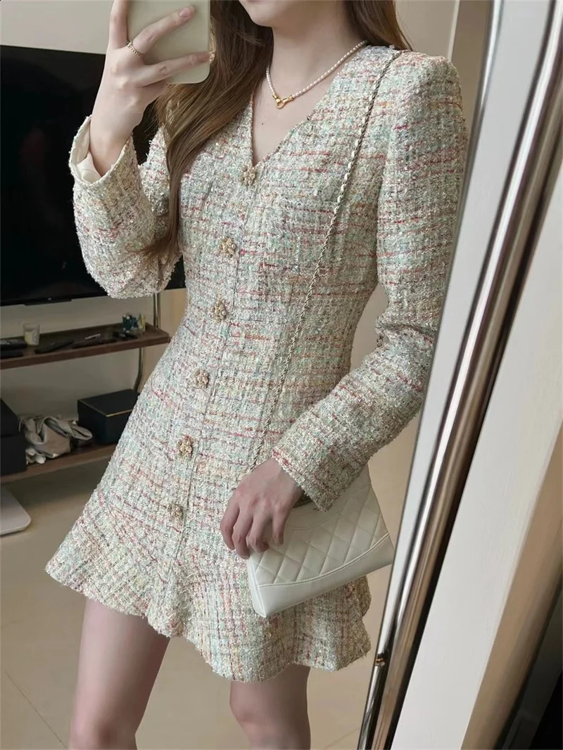 Women Long Sleeve Tweed Mini Dress Early Autumn Fashion V-Neck Single Breasted A-Line Ruffles Short Robe for Ladies 240824